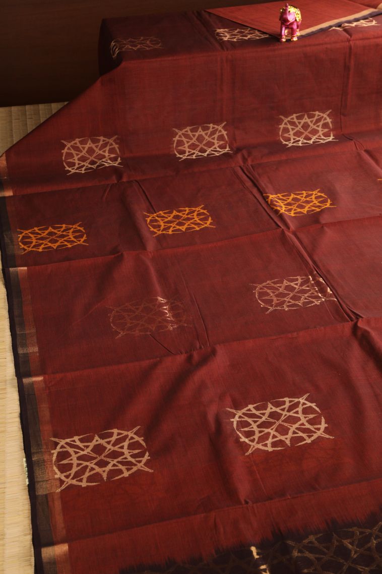 Tawny Brown Kovai Cotton Sarees with Gold Zari Geometric Shapes view 2