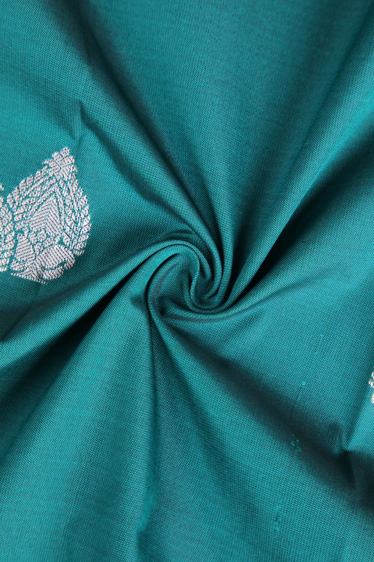 Ocean Blue Visiri Madippu Silk Sarees with Silver Zari Paisley (mango Design) view 4