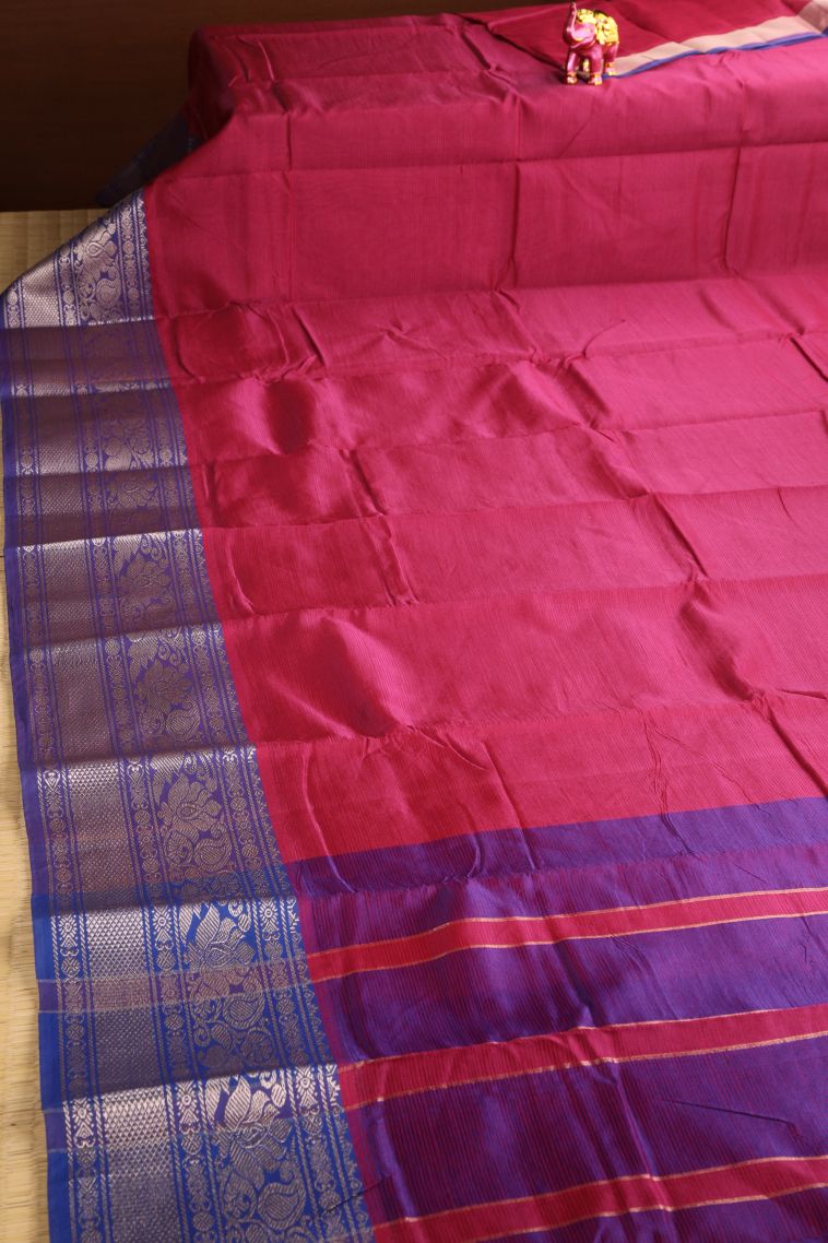Magenta  Pink Cotton Sarees with Gold Zari Plain view 2