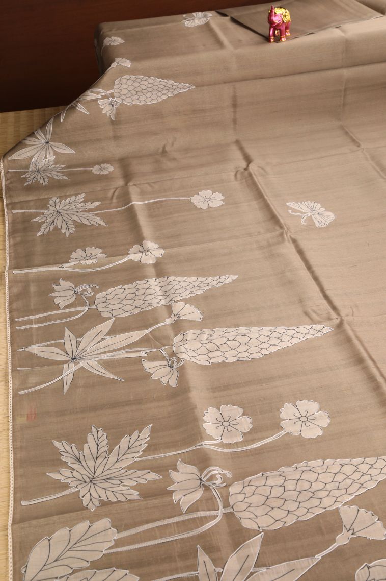 Oscar Gold Tussar Saree with Without Zari Zari Floral Patterns view 2