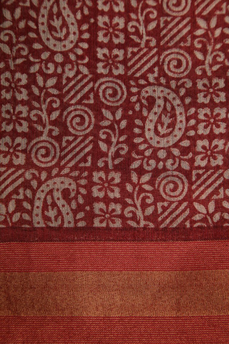 Vanilla Custard Yellow Chanderi Cotton Sarees with Gold Zari Floral Patterns view 3