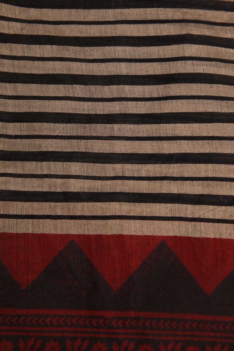 Vanilla Custard Yellow Chanderi Cotton Sarees with Gold Zari Floral Patterns view 3