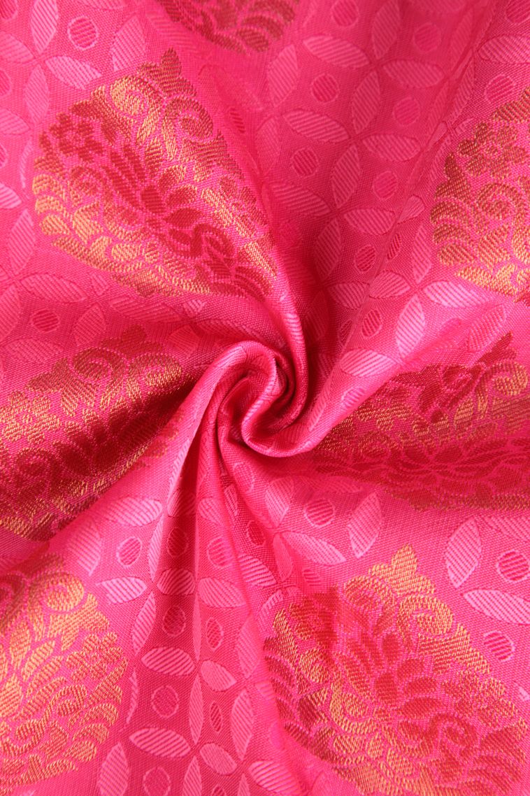 Magenta  Pink Visiri Madippu Silk Sarees with Copper Zari Leaf Pattern view 4