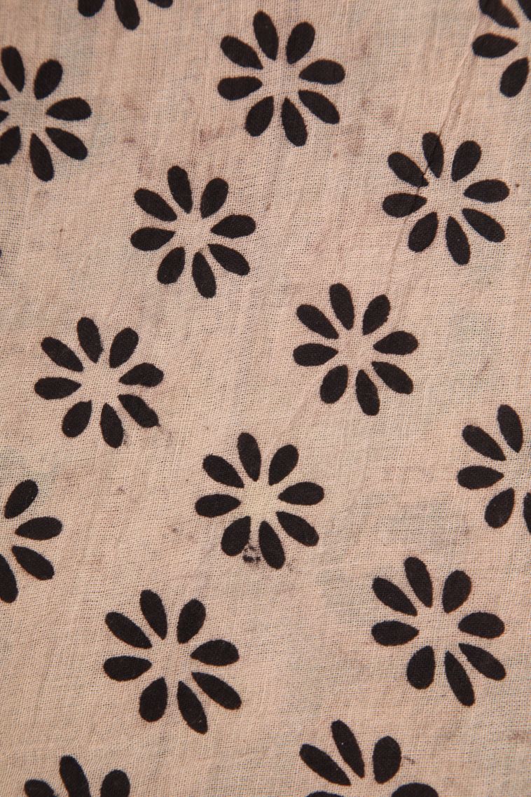 Fern Green Kalamkari with Without Zari Zari Animal And Bird Motifs view 3