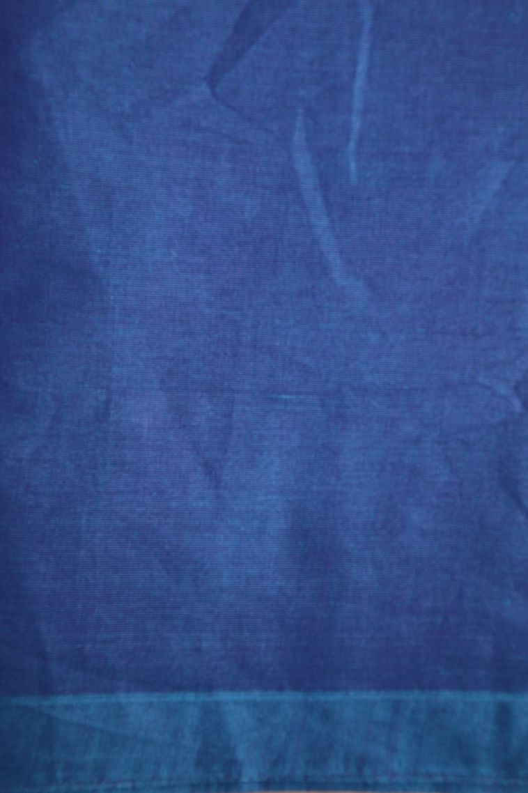 Cobalt Blue Kovai Cotton Sarees with Without Zari Zari Thilagam Puttas view 3
