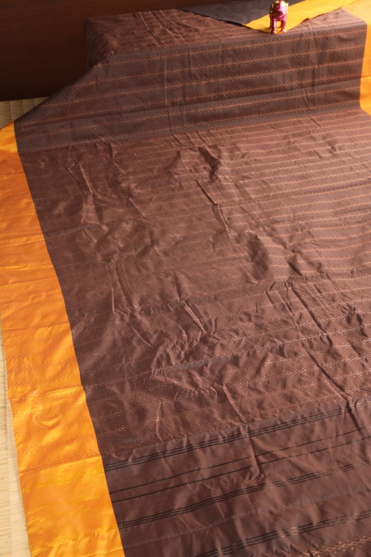 Caramel Brown Visiri Madippu Silk Sarees with Gold Zari Geometric Shapes view 2