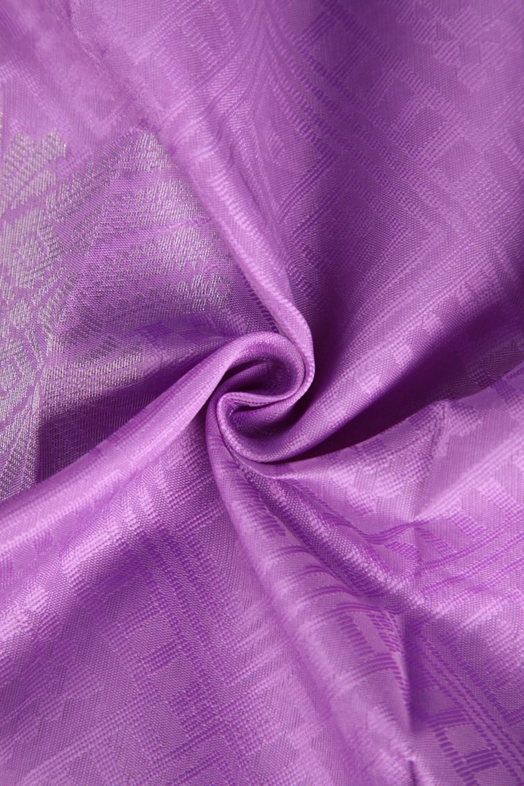 Orchid Purple Visiri Madippu Silk Sarees with Silver Zari Floral Patterns view 4