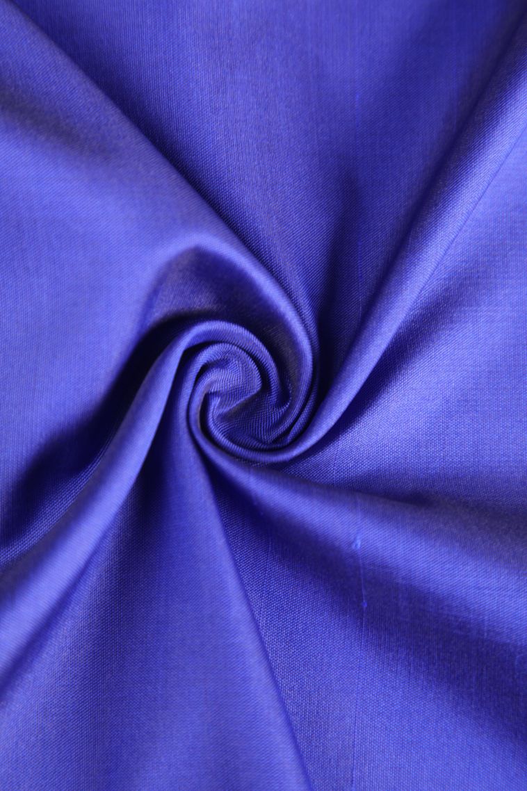 Azure Blue Soft Silk Saree with Copper Zari Kolam Pattern view 4