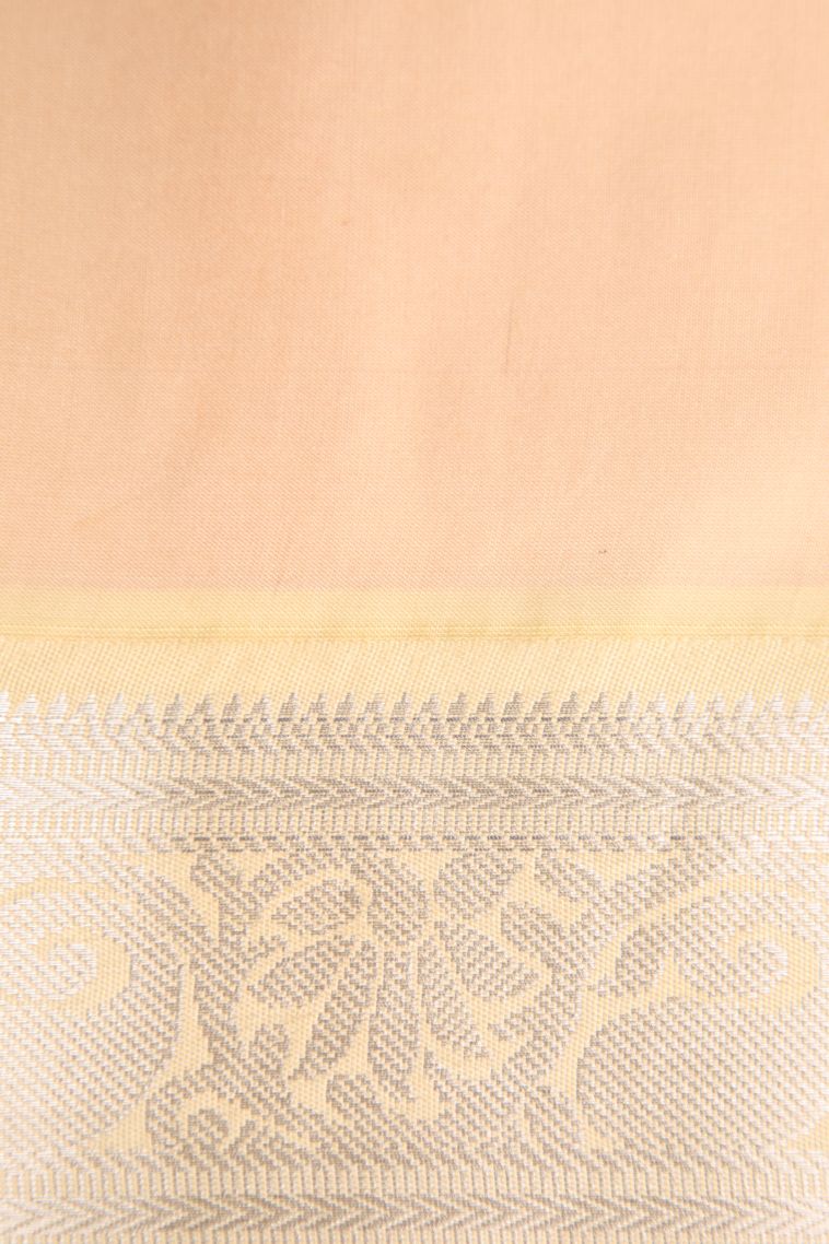Punch Pink Visiri Madippu Silk Sarees with Silver Zari Paisley (mango Design) view 3