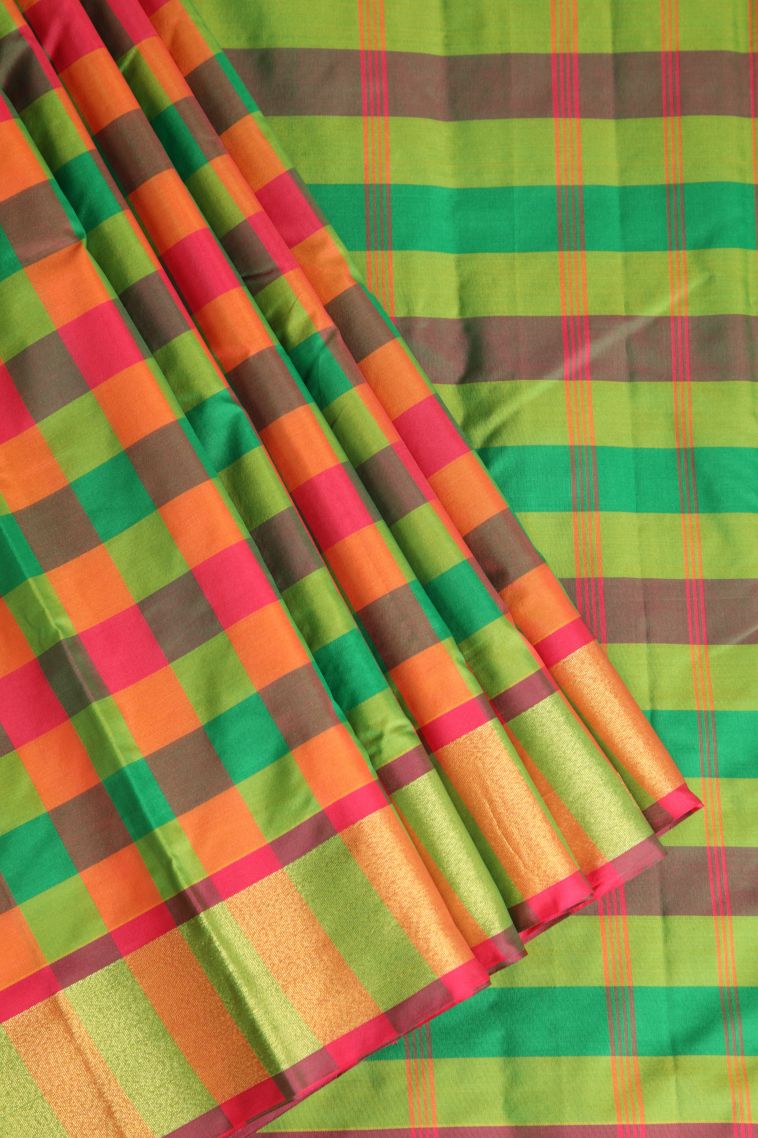 Forest Green Visiri Madippu Silk Sarees with Gold Zari Checks view 1