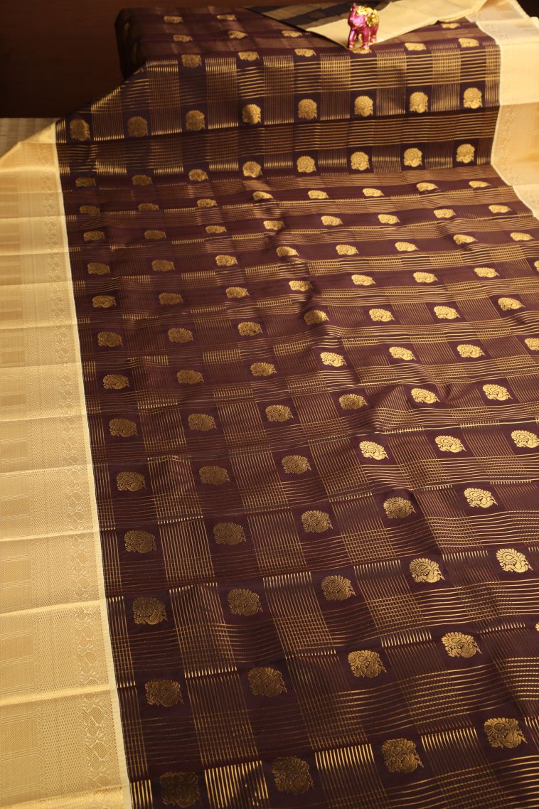 Cinnamon Brown Visiri Madippu Silk Sarees with Gold Zari Peacock Motifs view 2