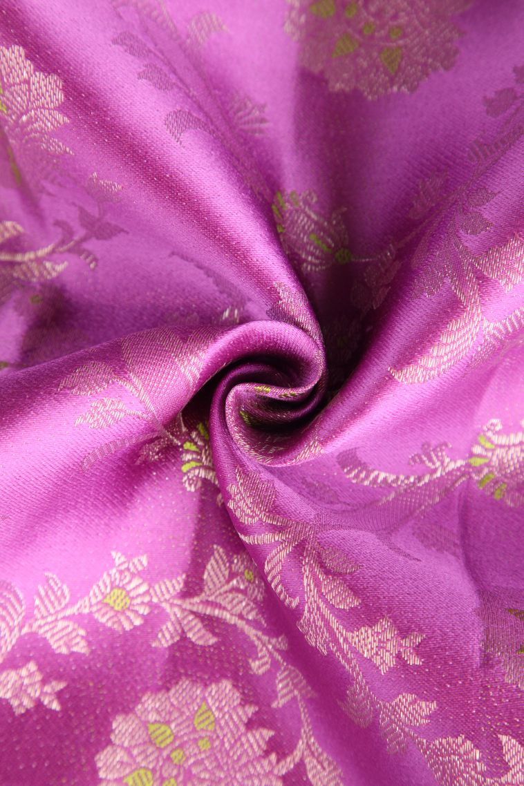 Bubble Purple Kanchipuram Silk Sarees with Gold Zari Floral Patterns view 4