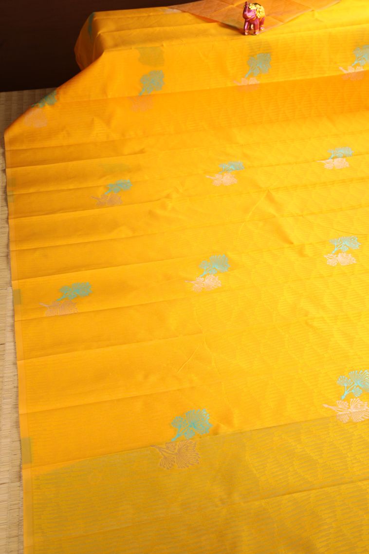 Merigold Orange Visiri Madippu Silk Sarees with Copper Zari Floral Patterns view 2