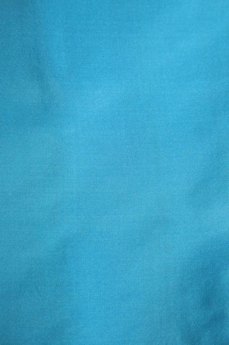 Basil Green Visiri Madippu Silk Sarees with Gold Zari Puttas view 3