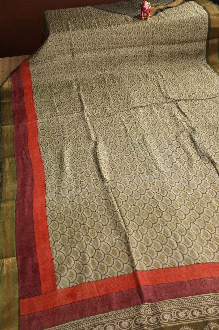 Olive Green Chanderi Cotton Sarees with Gold Zari Geometric Shapes view 2