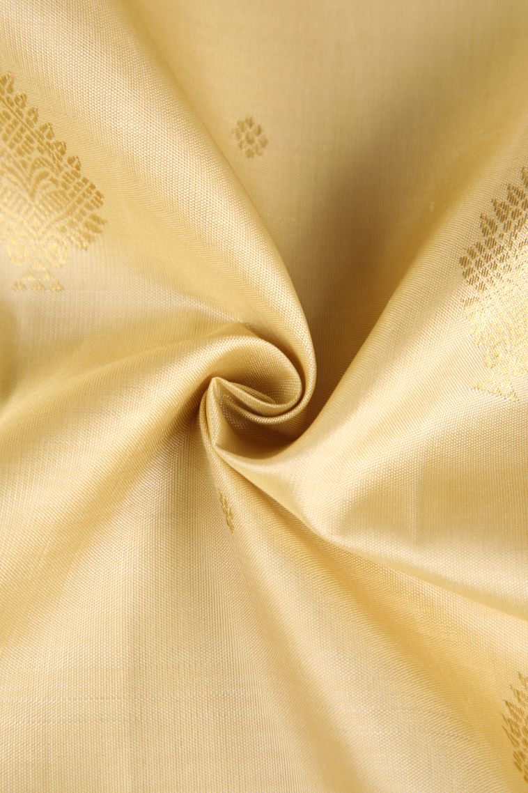 Cream White Kanchipuram Silk Sarees with Gold Zari Plain view 4
