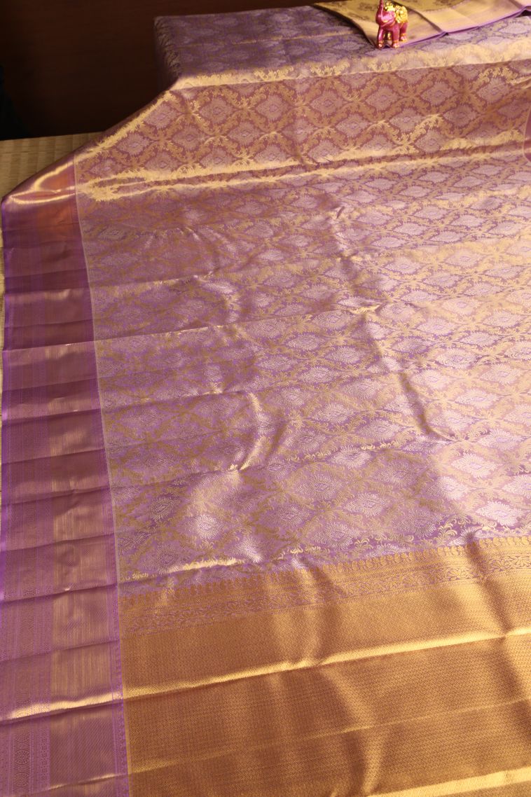 Periwinkle Purple Kanchipuram Silk Sarees with Gold And Silver Zari Floral Patterns view 2