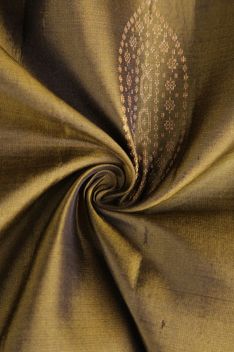 Moccon Green Soft Silk Saree with Gold And Silver Zari Floral Puttas view 4