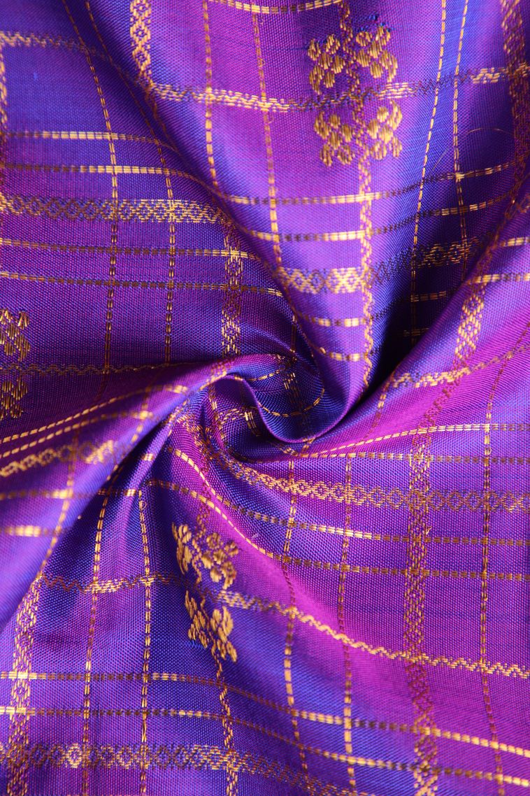 Viola Purple Kanchipuram Silk Sarees with Gold Zari Buttis (small Dots Or Motifs) view 4