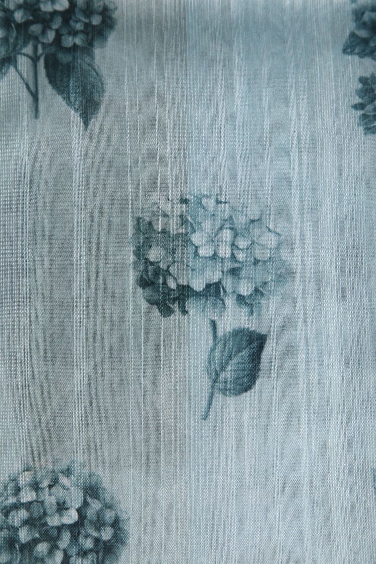 Snow White Semi Tussar Silk with Without Zari Zari Floral Patterns view 3