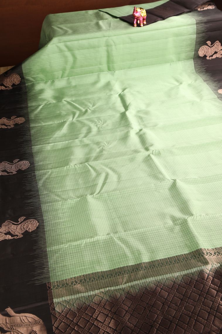 Pistachio Green Soft Silk Saree with Thread Zari Checked  Threap view 2