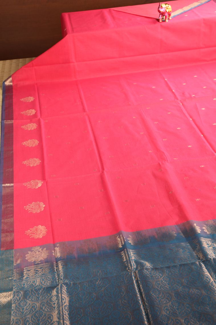 Strawberry Pink Pure Handloom Kovai Cotton with Without Zari Zari Floral Puttas view 2