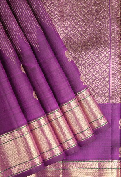 Bubble Purple Kanchipuram Silk Sarees with Gold Zari Straipes And Puttas