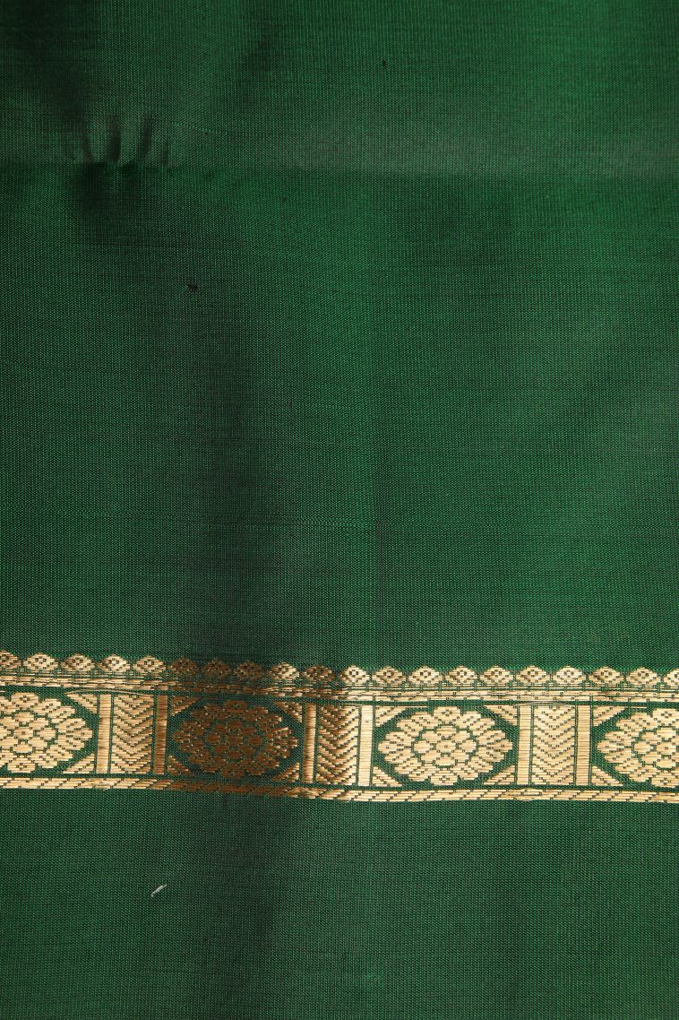 Cookie Yellow Soft Silk Saree with Gold Zari Buttis (small Dots Or Motifs) view 3