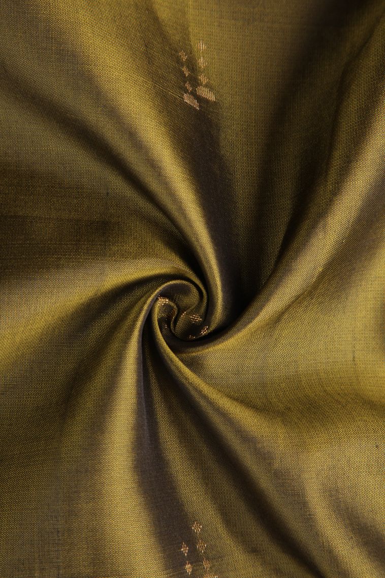 Paris Green Soft Silk Saree with Gold Zari Peacock Motifs view 4