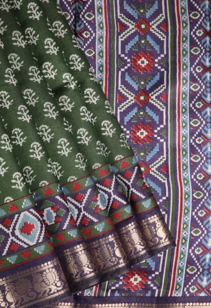 Juniper Green Maheswari Cotton Saree with Gold Zari Floral Patterns