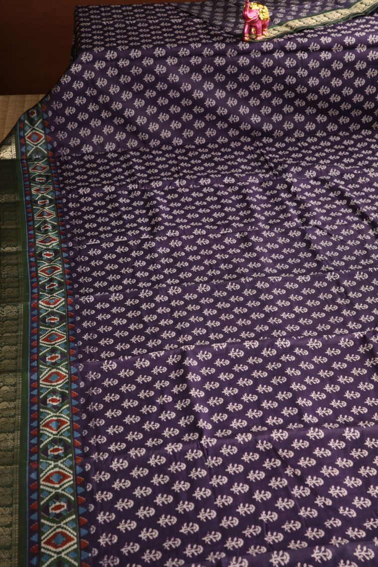 Indigo Blue Maheswari Cotton Saree with Gold Zari Floral Patterns view 2