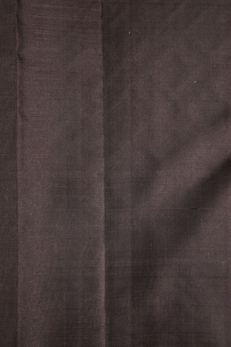Porcelain White Soft Silk Saree with Thread Zari Checked  Threap view 3