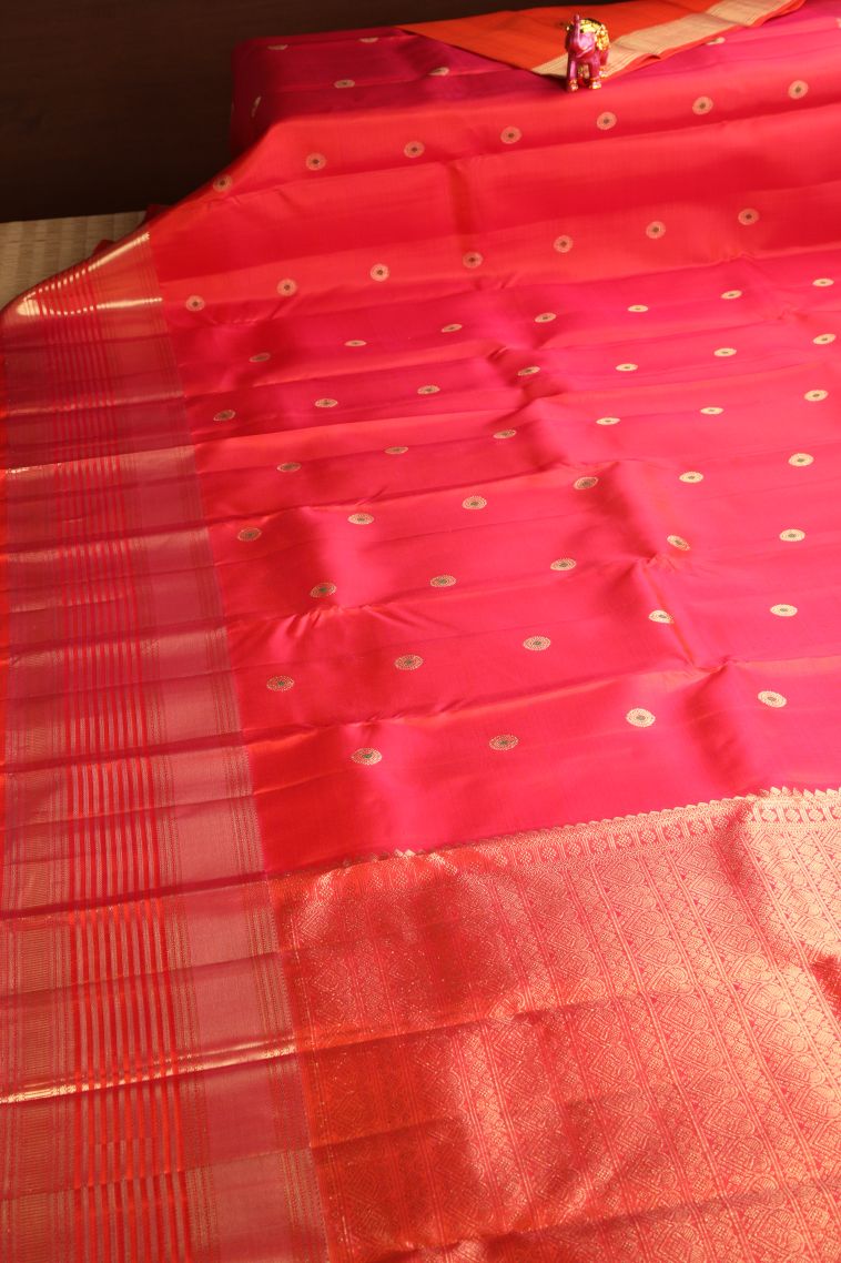 Strawberry Pink Kanchipuram Silk Sarees with Gold Zari Circle Mottif view 2
