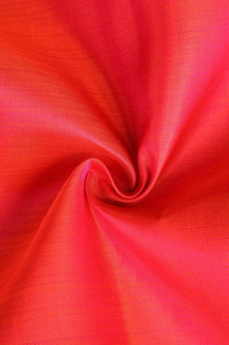 Strawberry Pink Kanchipuram Silk Sarees with Gold Zari Circle Mottif view 4