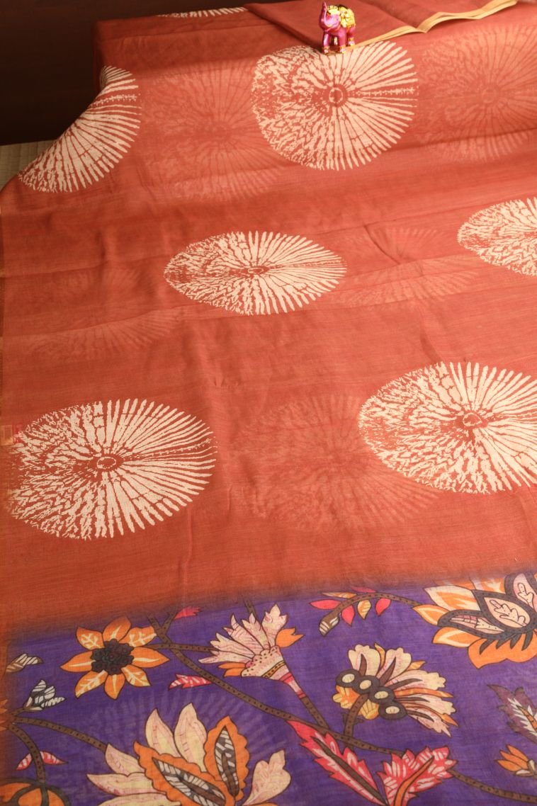 Squash Orange Linen Saree with Gold Zari Circle Mottif view 2