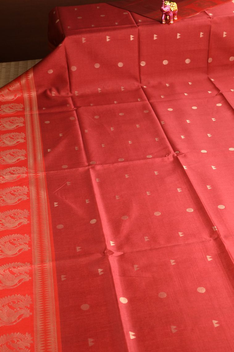 Rose  Red Tussar Saree with Gold And Silver Zari Geometric Shapes view 2