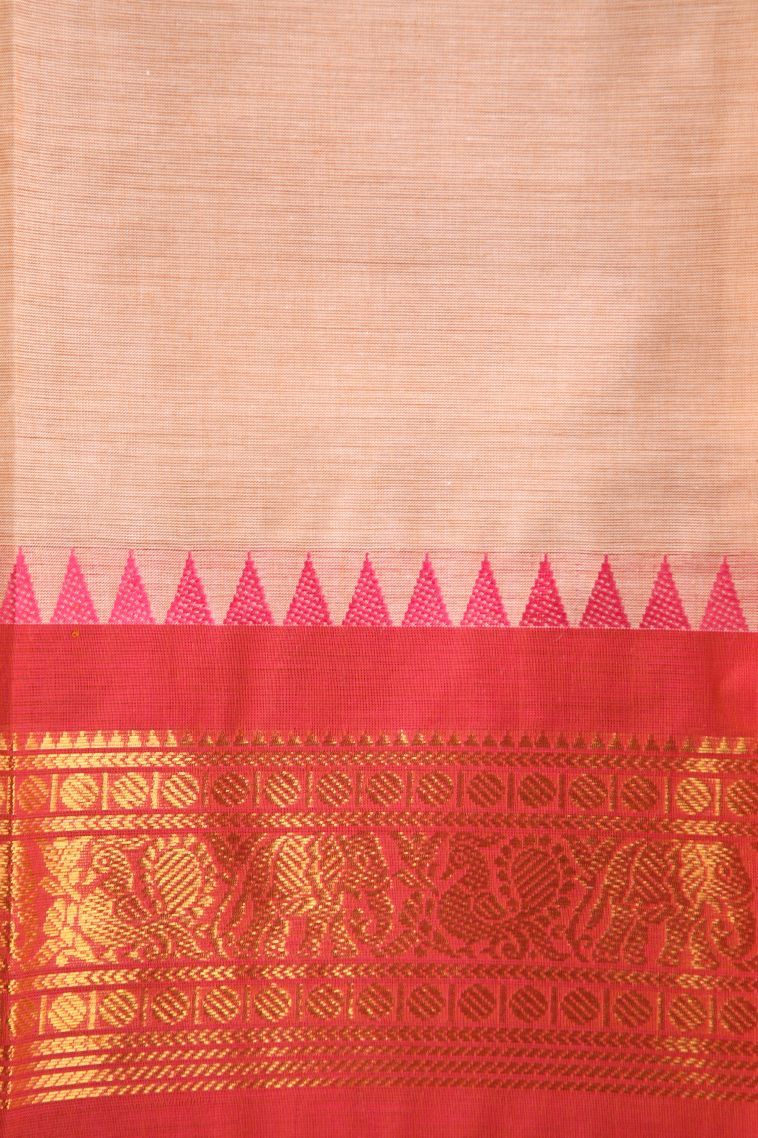 Cantaloupe Orange Chettinad Cotton Sarees with Gold Zari Plain With Border view 3