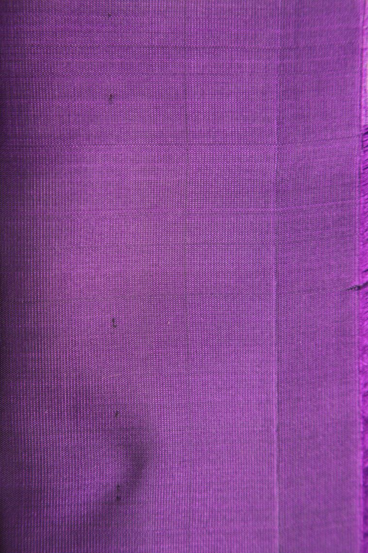 Rice White Soft Silk Saree with Thread Zari Checked  Threap view 3