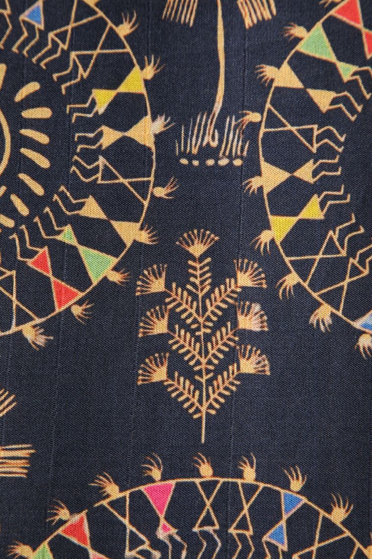 Cookie Yellow Jute Sarees with Gold Zari Buttis (small Dots Or Motifs) view 3
