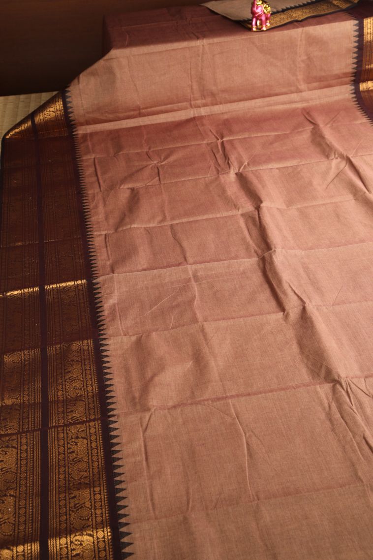 Salmon Pink Chettinad Cotton Sarees with Gold Zari Plain With Border view 2