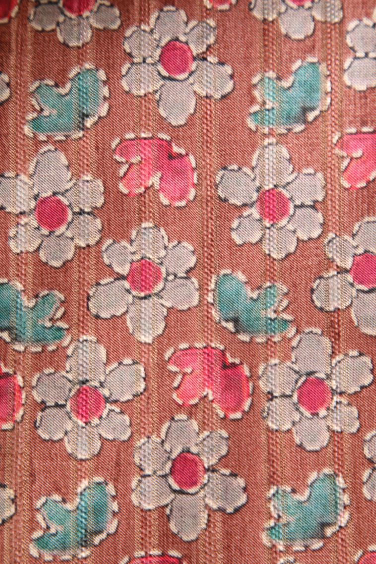 Flamingo Pink Semi Tussar Silk with Gold Zari Birds And Floral Pattern view 3