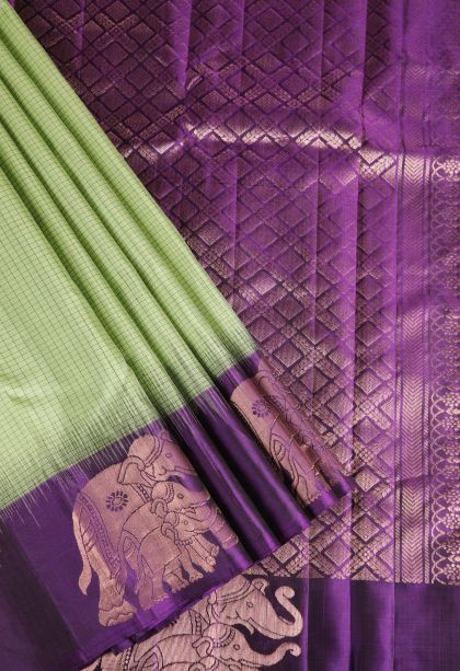 Pistachio Green Soft Silk Saree with Thread Zari Checked Threap