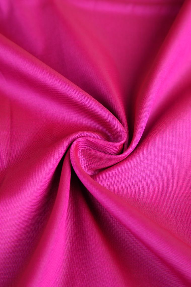 Fuscia Pink Apoorva Silk Sarees with Gold Zari Plain view 4