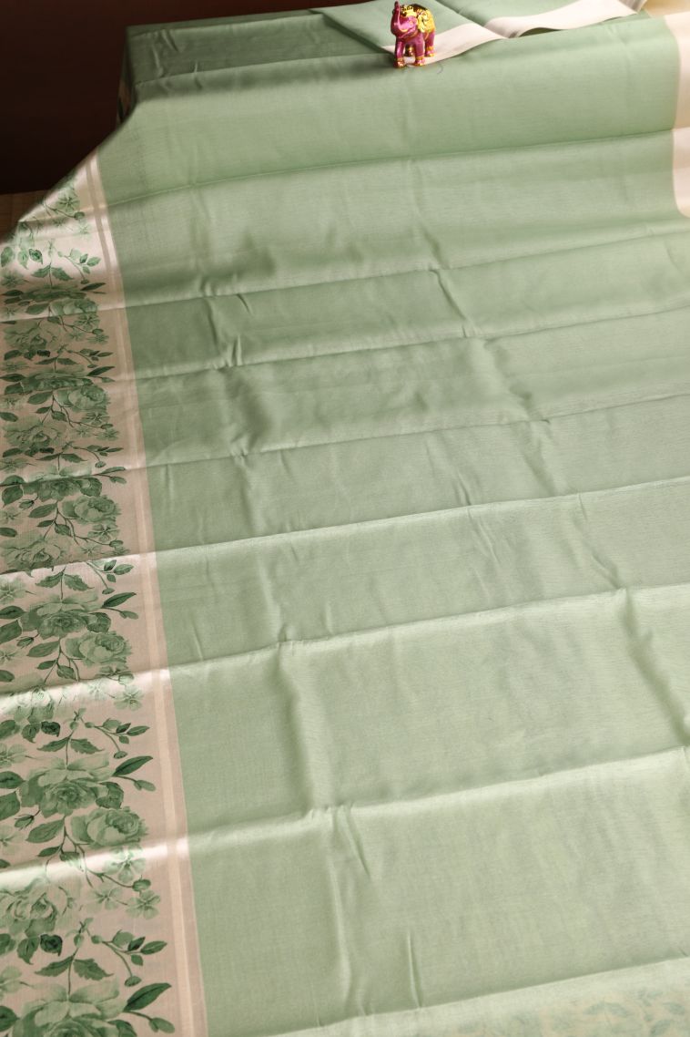 Pista Green Jute Sarees with Silver Zari Plain view 2