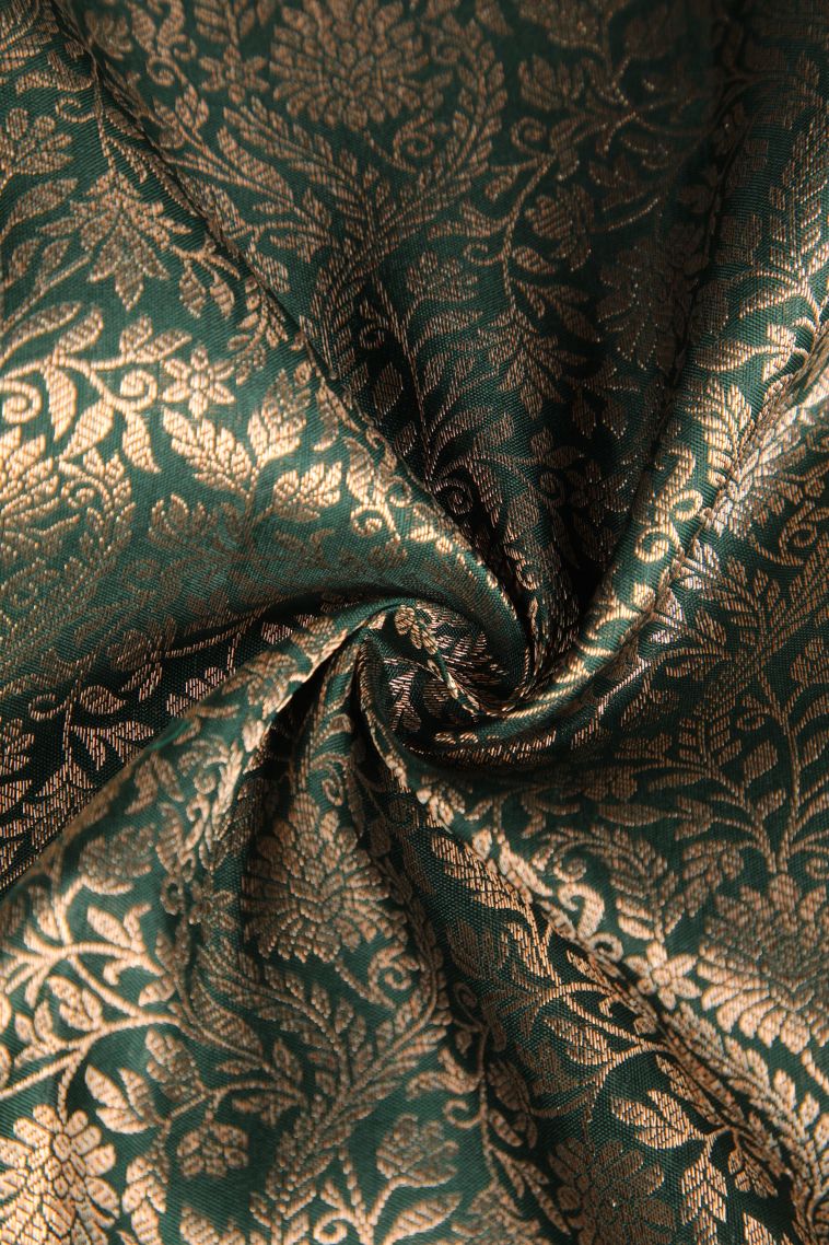 Seaweed Green Kanchipuram Silk Sarees with Gold Zari Kodi Pattern view 4