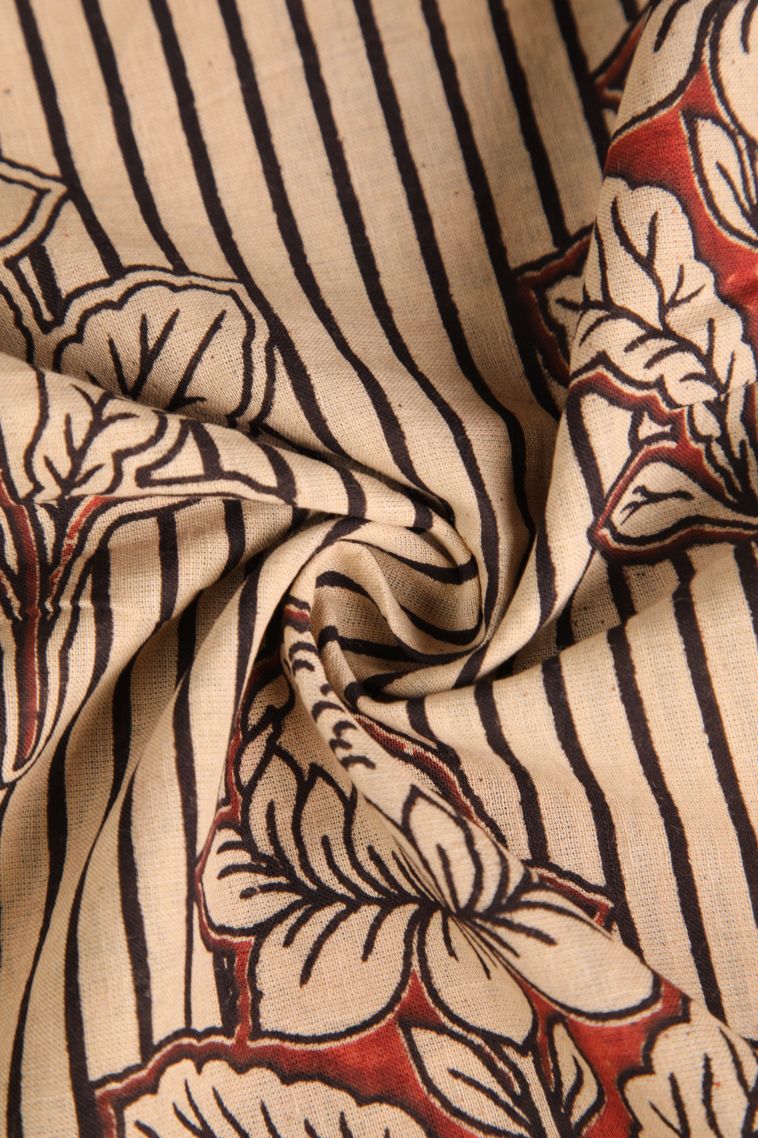 Vanilla Custard Yellow Kalamkari with Without Zari Zari Floral Patterns view 4