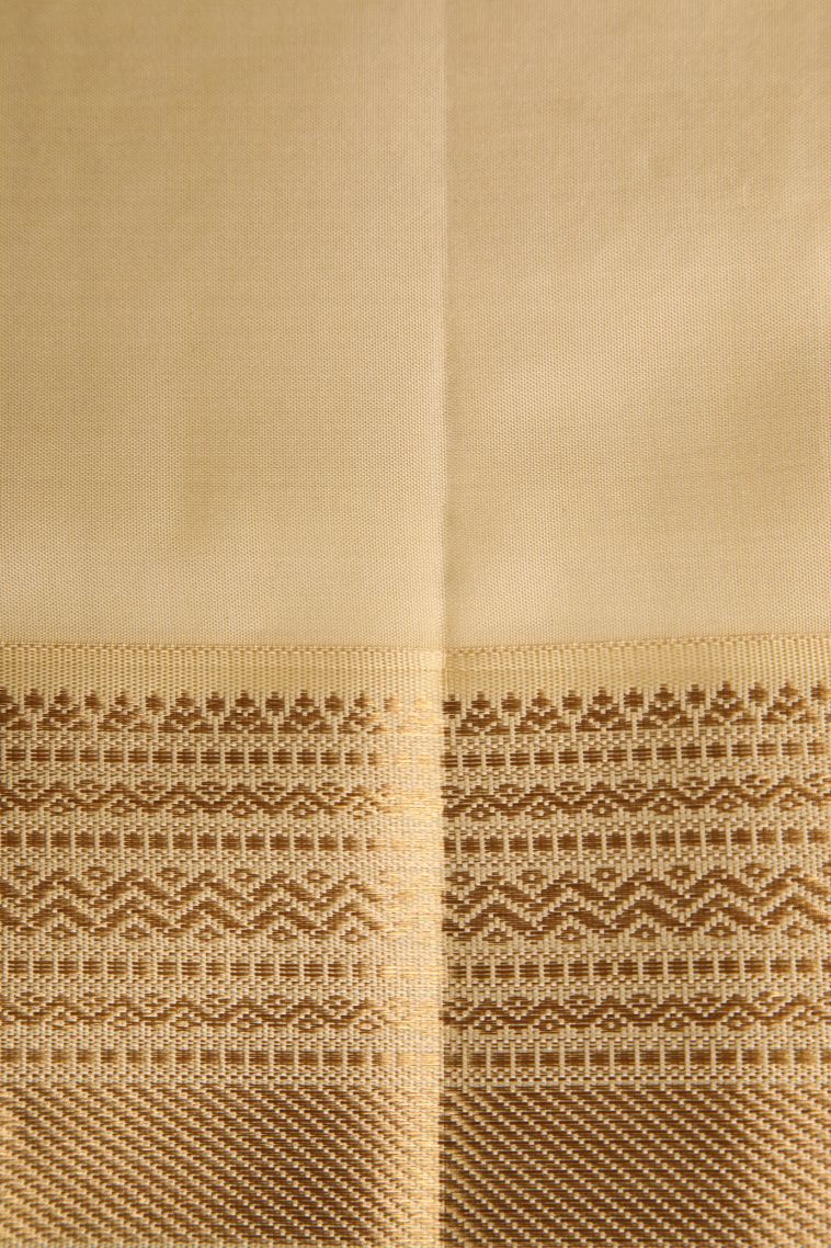 Bottle Green Kanchipuram Silk Sarees with Gold Zari Floral Patterns view 3