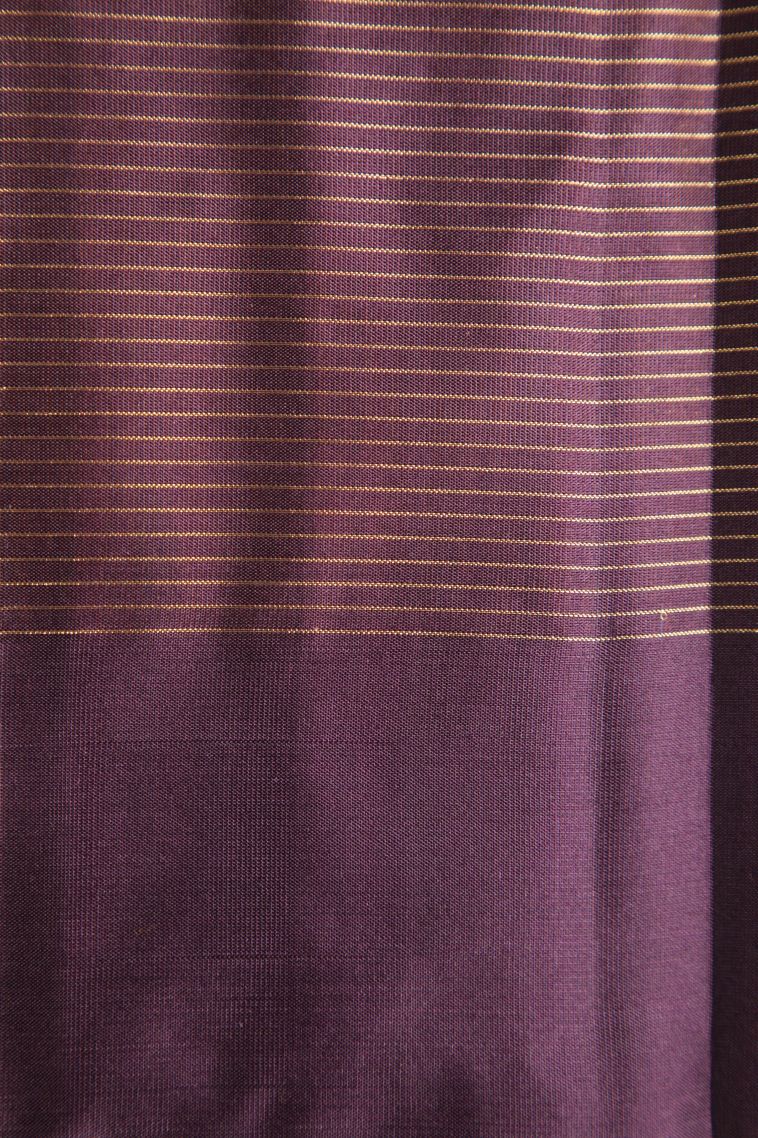 Merigold Orange Soft Silk Saree with Gold Zari Vaira Oosi Jari Checked view 3