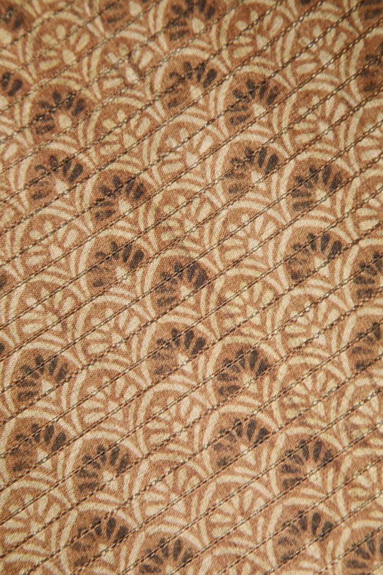Vanilla Custard Yellow Semi Tussar Silk with Gold Zari Leaf Pattern view 3