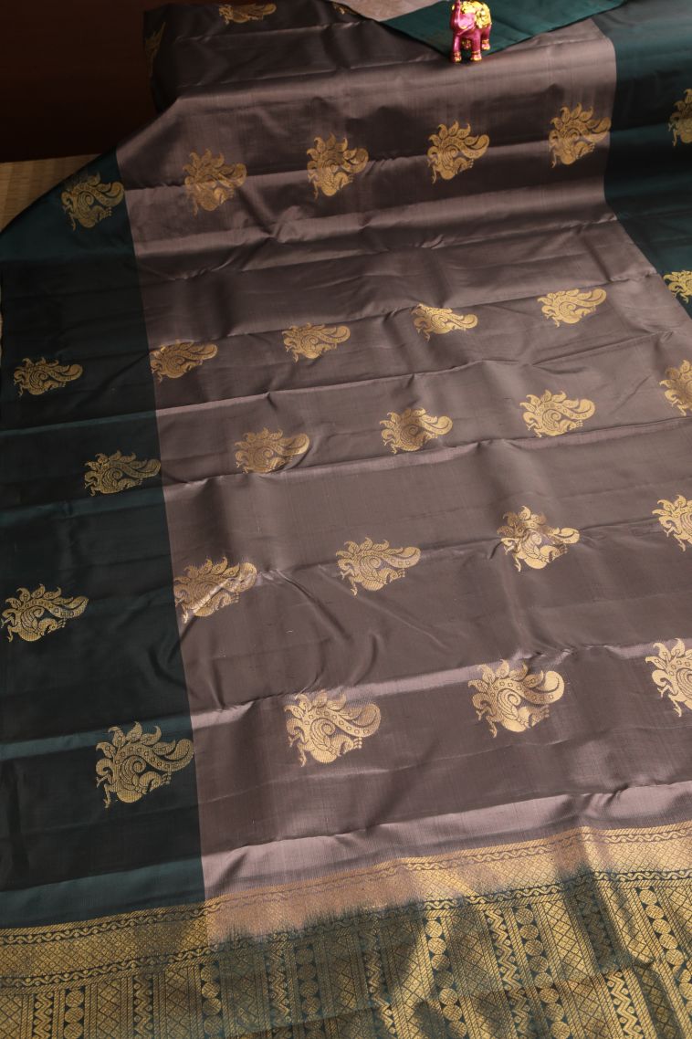 Periwinkle Purple Soft Silk Saree Gold Zari with Peacock Motifs view 2